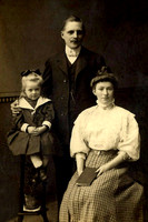 Erna with Friedrich and Johanna Franz Grund